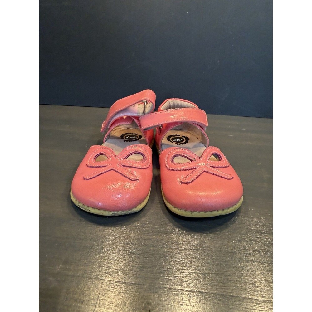 Livie & Luca ‘bow’ Coral Pink, Size 9